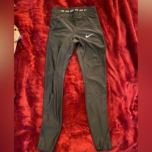 Black Nike athletic leggings XS